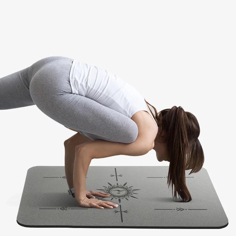 Moon Line Rubber Yoga Pad